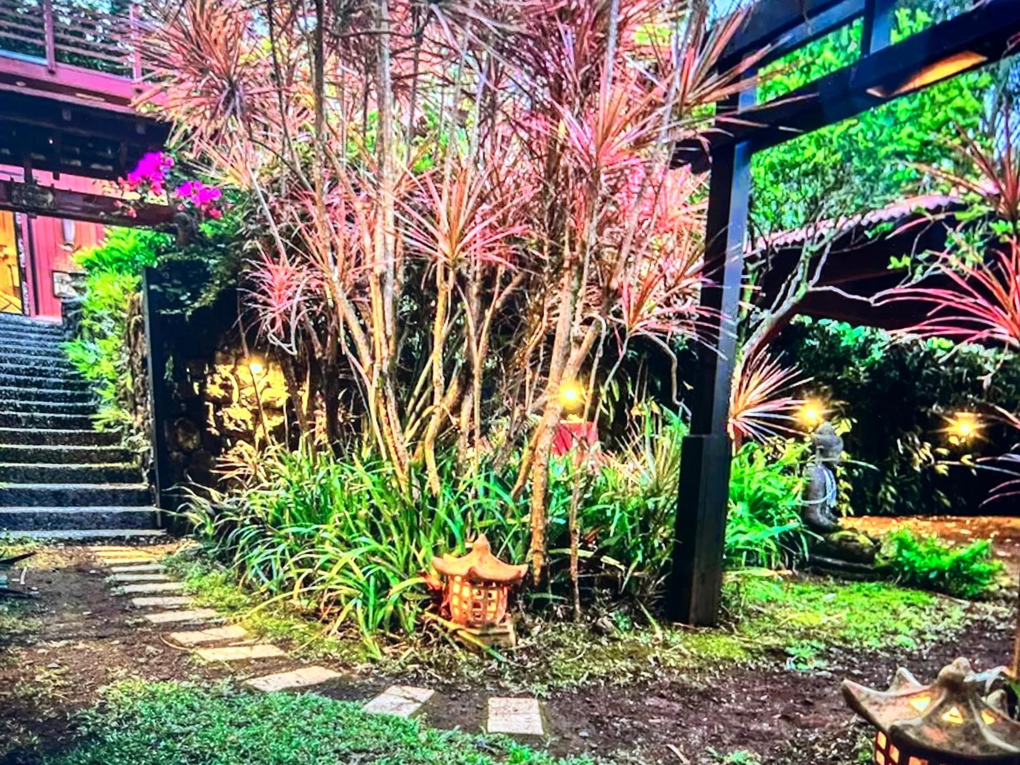 The Bali House And Cottage At Kehena Beach Hawaii Exterior foto